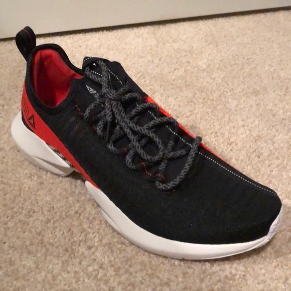 Reebox Sole Fury “Black Red” - Picture 3 of 8